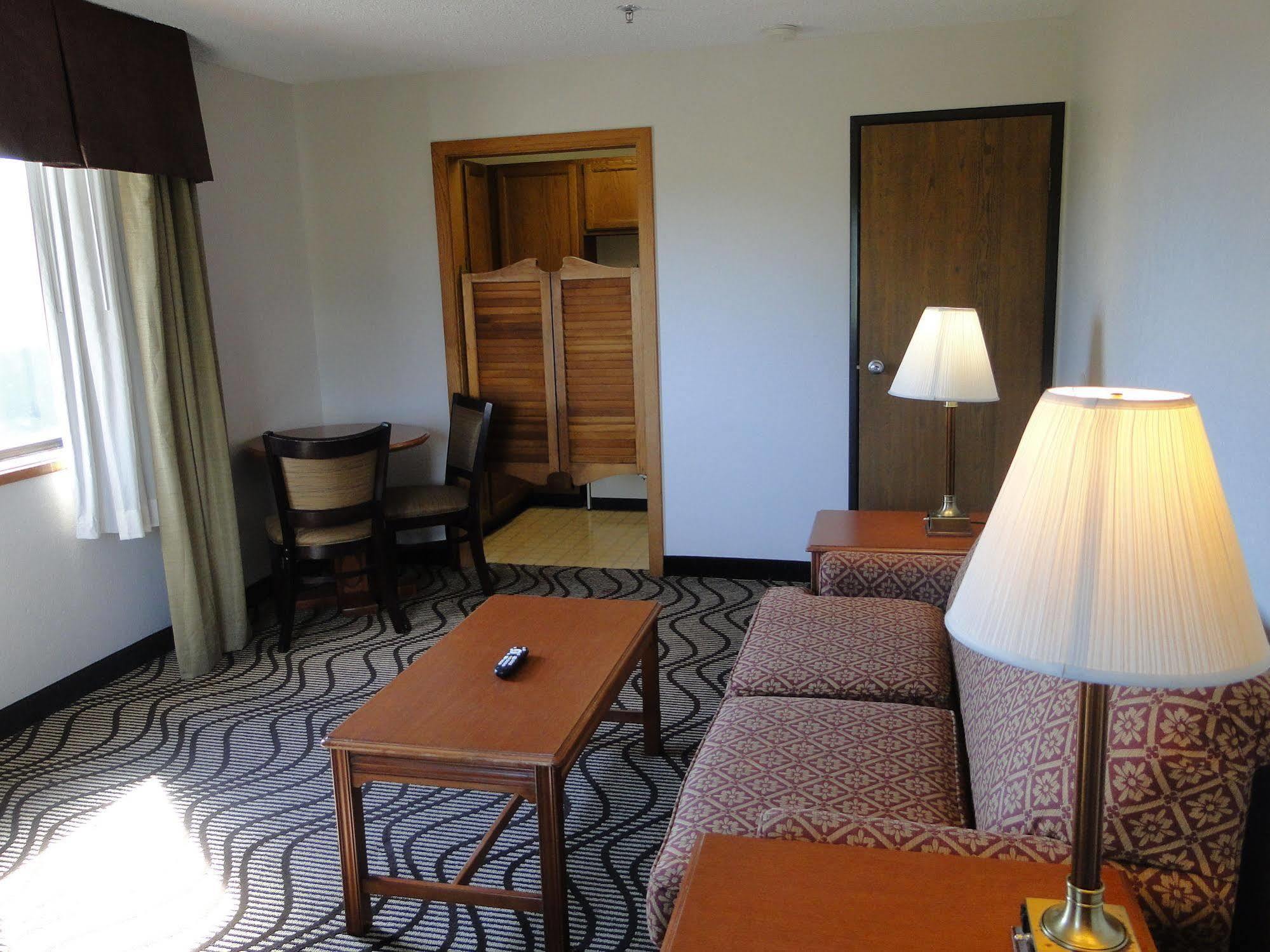 Oscoda Lakeside Hotel Экстерьер фото